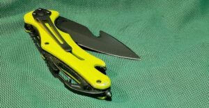 noz_w_gory_turystyczny_biwak_mora_petzl_ratowniczy_bushcraft_2