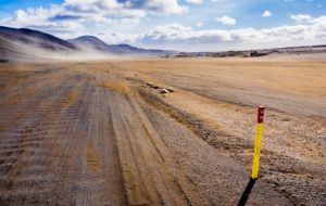 iceland_crossing_traverse_road